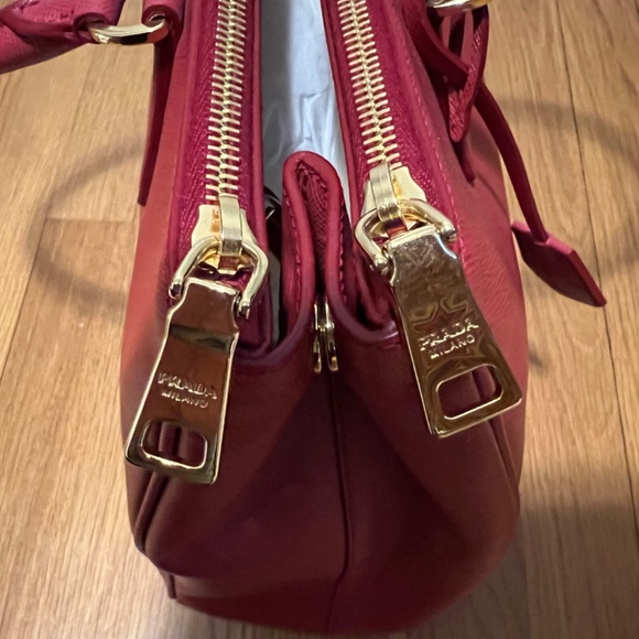 Prada saffiano bag red - Picture 5 of 9